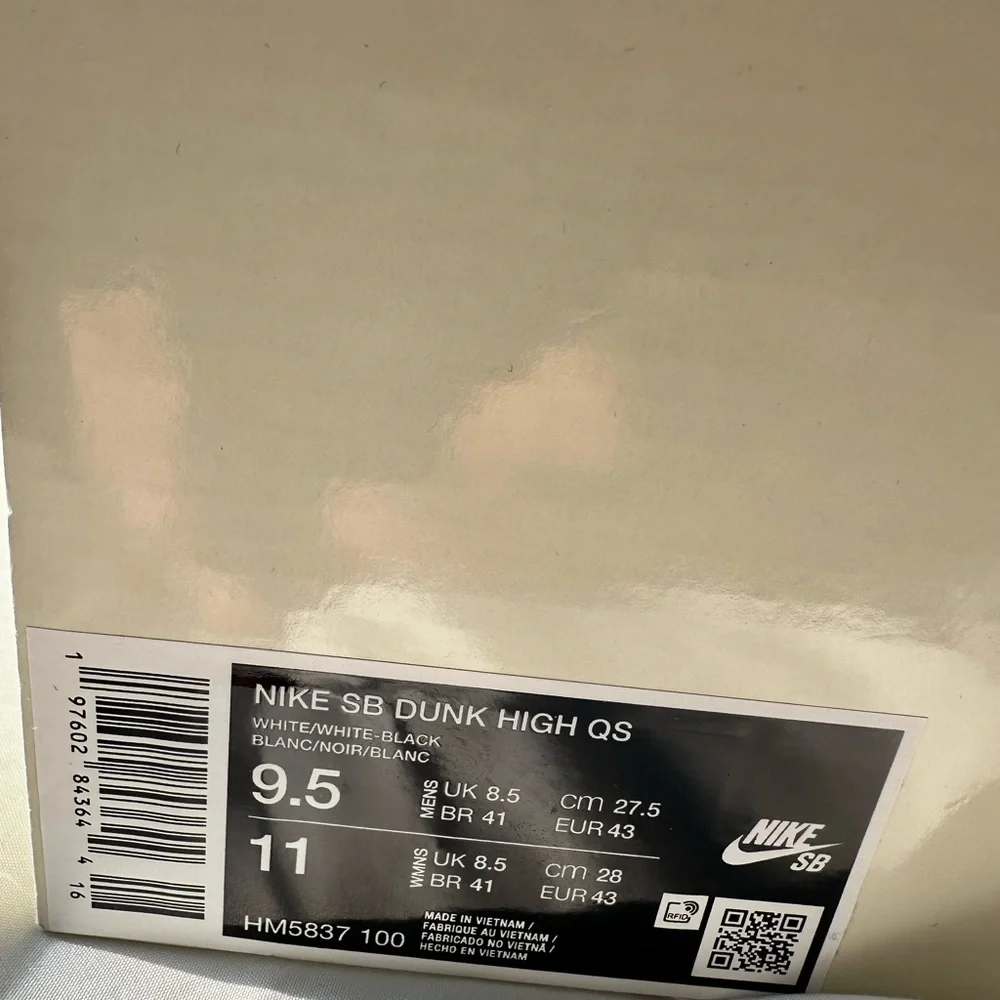 New Nike SB Dunk High × Antihero - Picture 4 of 15